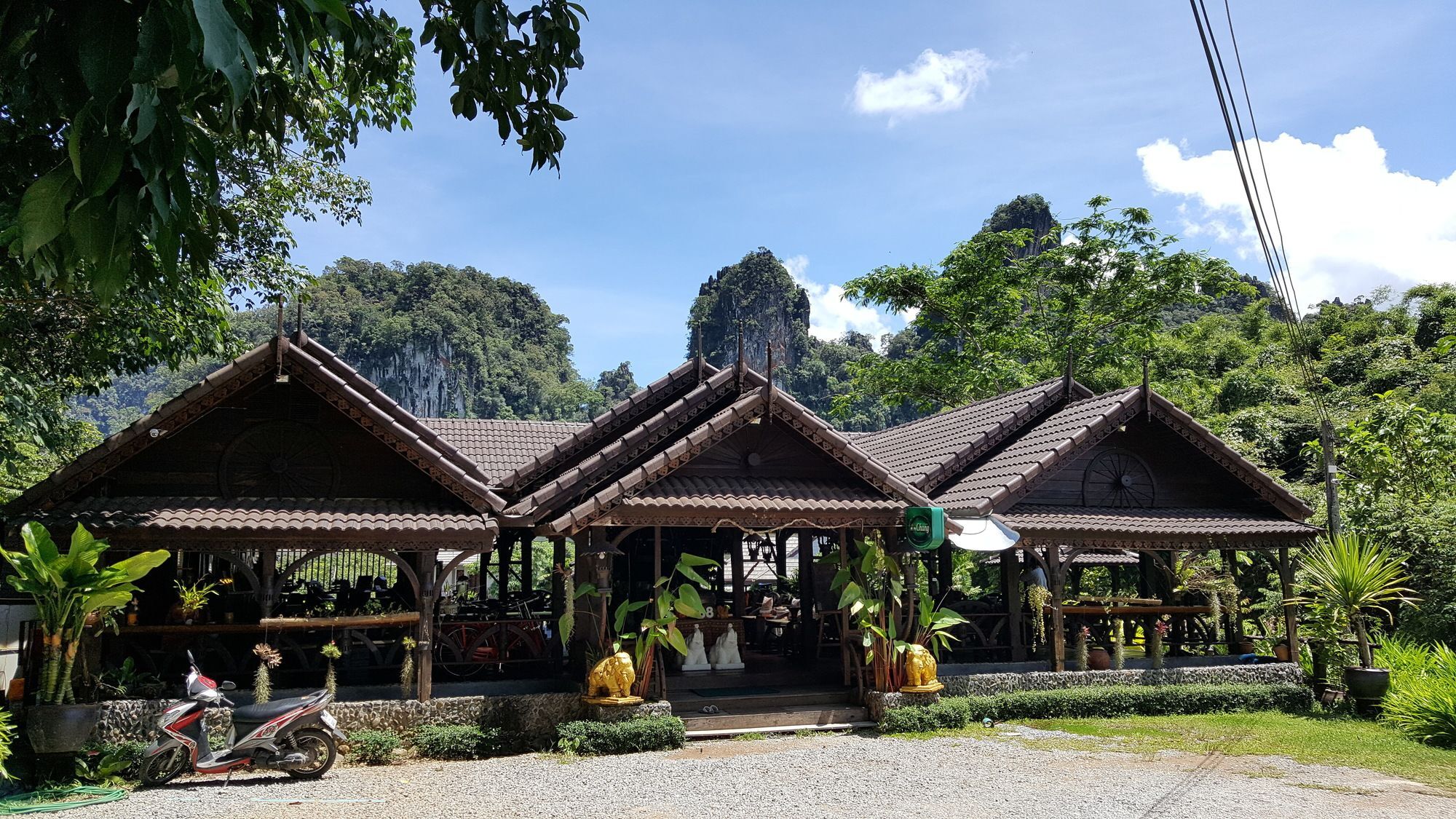 Montania Lifestyle Hotel Phanom Dış mekan fotoğraf