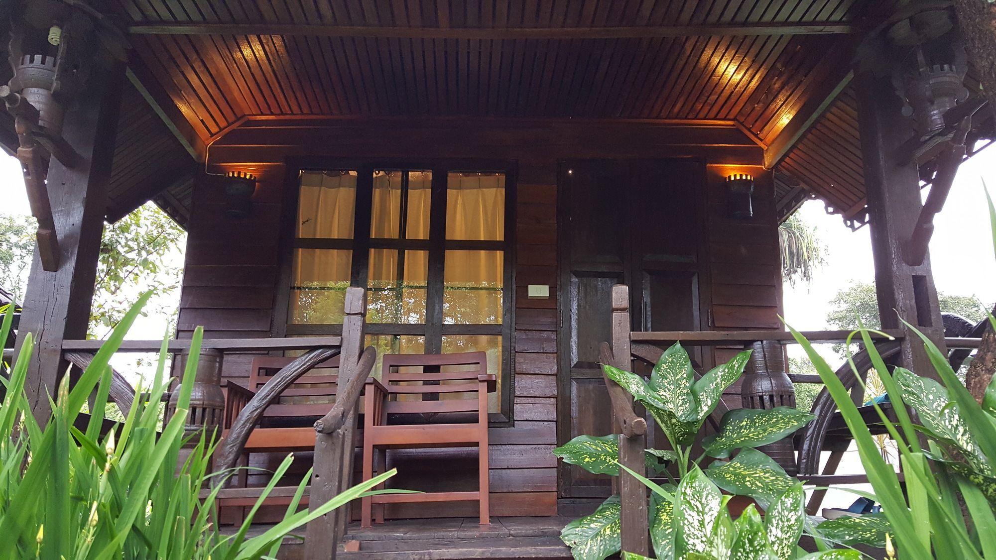 Montania Lifestyle Hotel Phanom Dış mekan fotoğraf